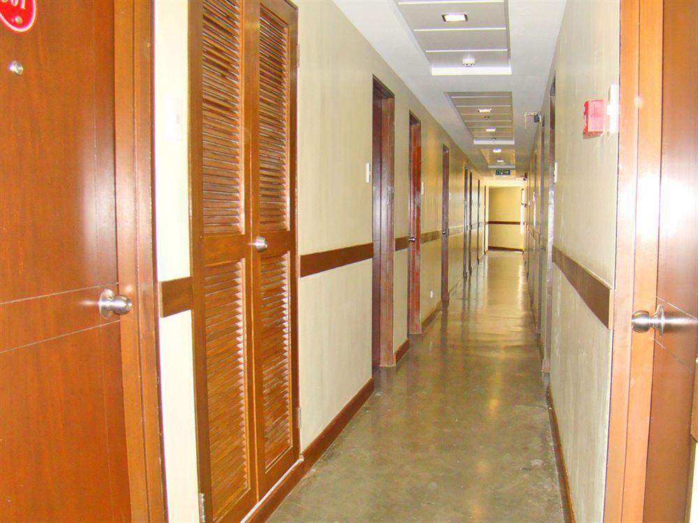 Express Inn Mactan Мактан Екстер'єр фото