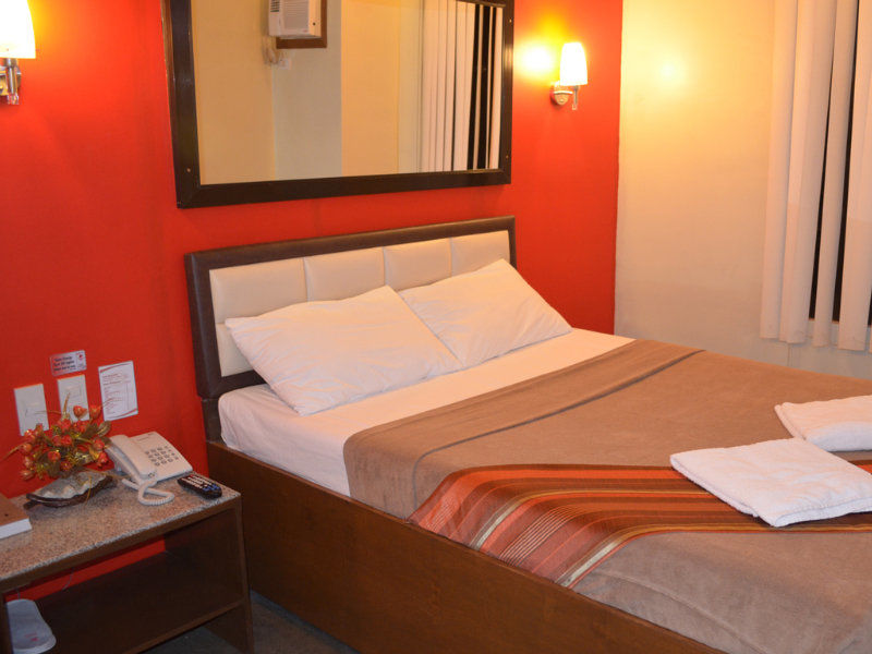 Express Inn Mactan Мактан Екстер'єр фото